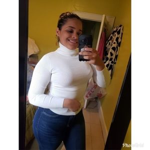 Meet your Posher, Sowy michell